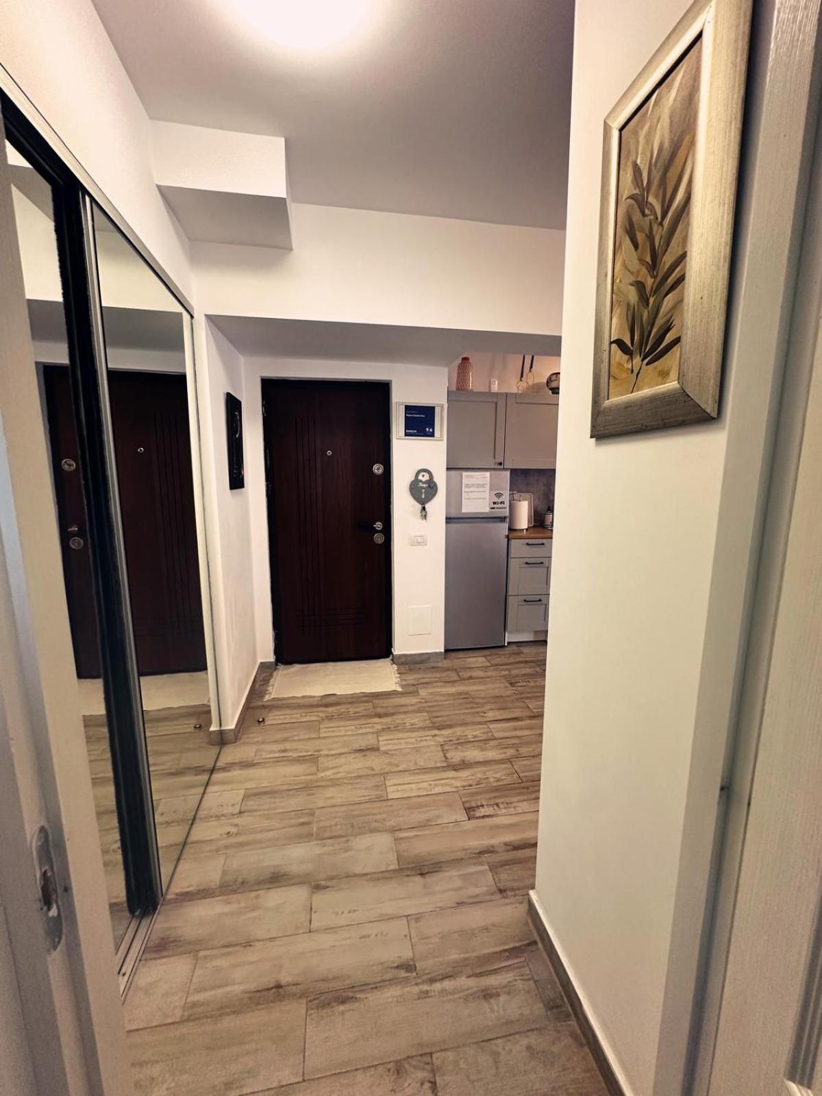Rohan Studio One Aparthotel Navodari Bagian luar foto